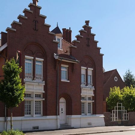 Logis - Belle Hotel, Lille-Ouest Bailleul  Eksteriør bilde