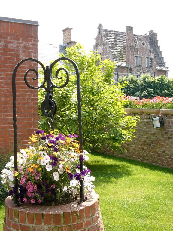 Logis - Belle Hotel, Lille-Ouest Bailleul  Eksteriør bilde